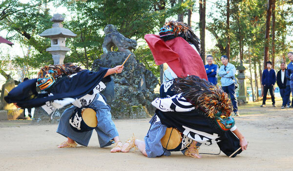 塚崎香取神社の塚崎の獅子舞