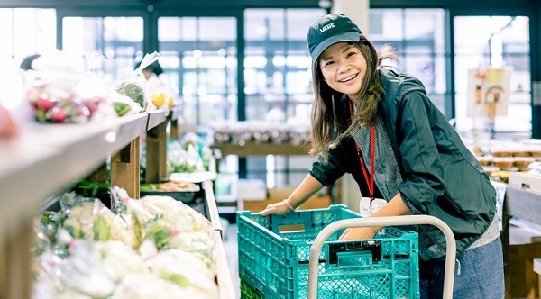 境町のレタス等葉物野菜生産農家の野村さん